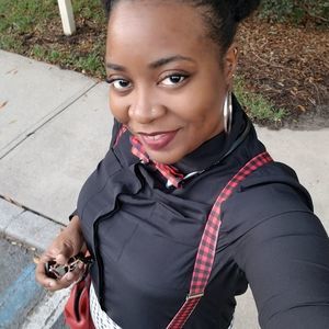 Meet your Posher, Vernella